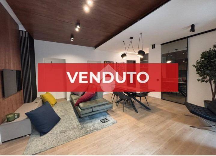 appartamento in vendita a Napoli in zona Posillipo