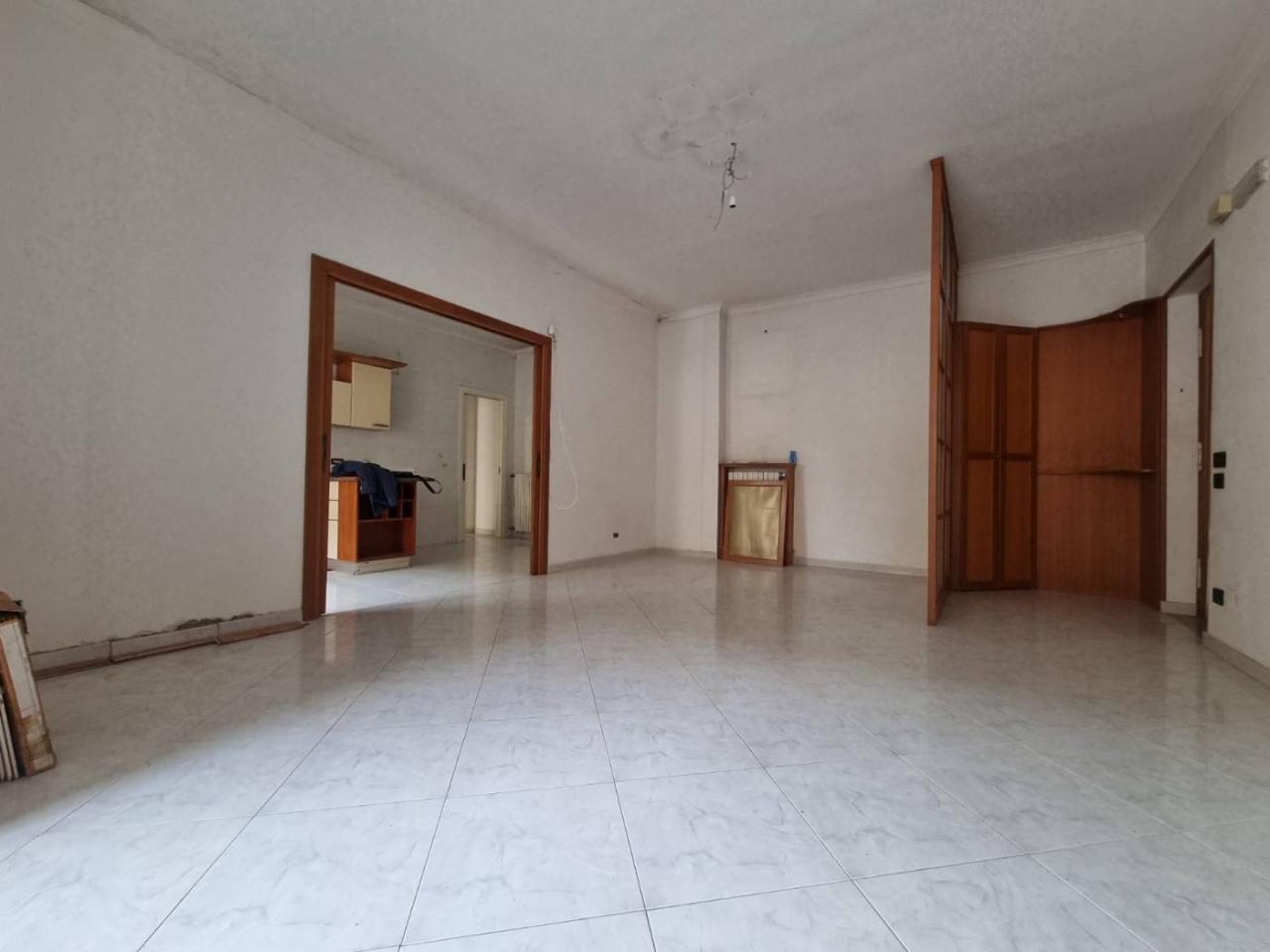 appartamento in vendita a Napoli in zona Pianura