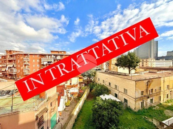 appartamento in vendita a Napoli in zona Poggioreale