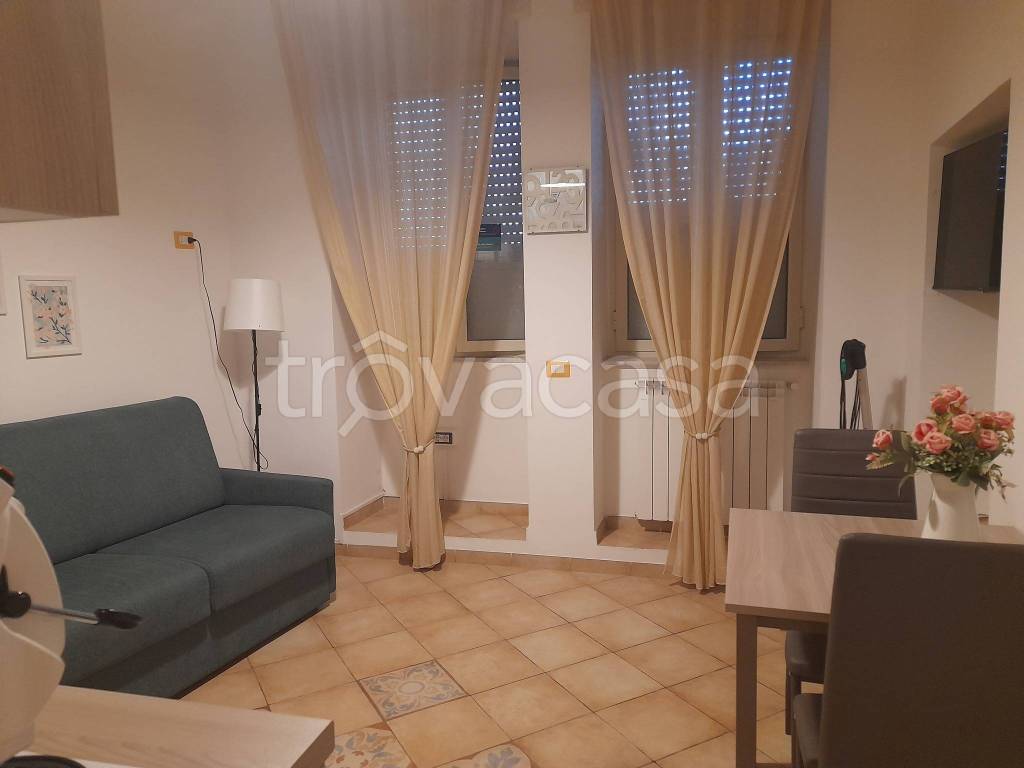 appartamento in vendita a Napoli in zona Stella