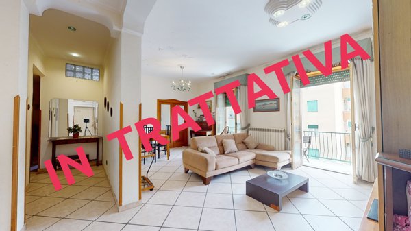 appartamento in vendita a Napoli in zona Arenella