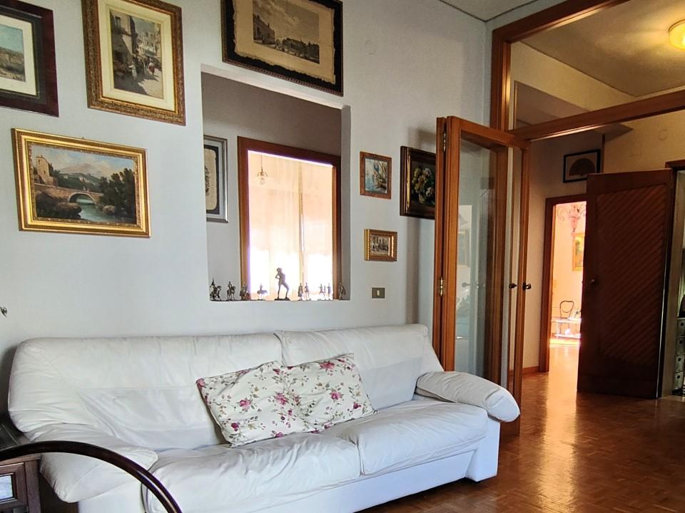 appartamento in vendita a Napoli in zona Arenella