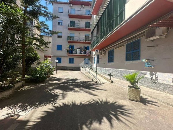 appartamento in vendita a Napoli in zona Piscinola