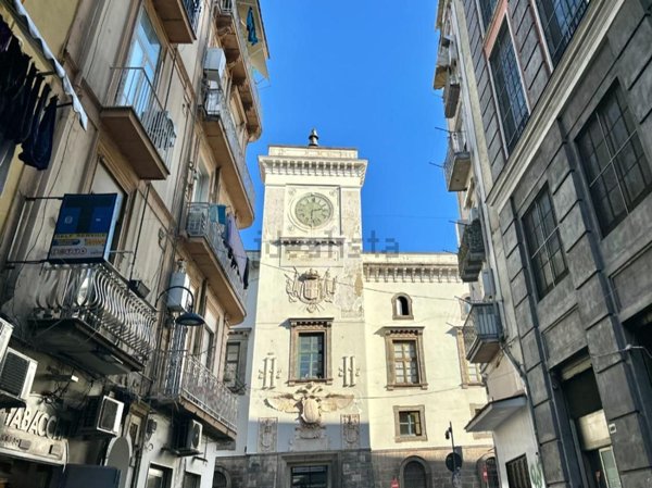 appartamento in vendita a Napoli in zona San Lorenzo