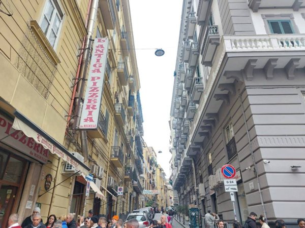 appartamento in vendita a Napoli in zona Pendino / San Giuseppe