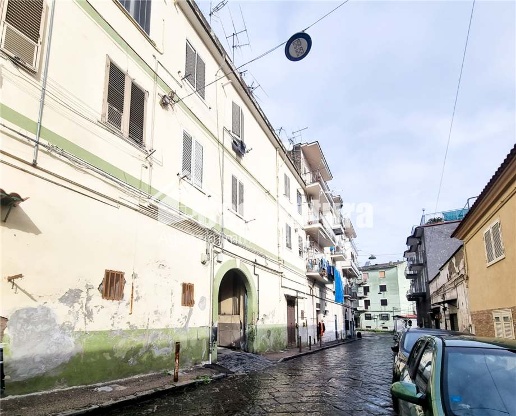 appartamento in vendita a Napoli in zona Secondigliano