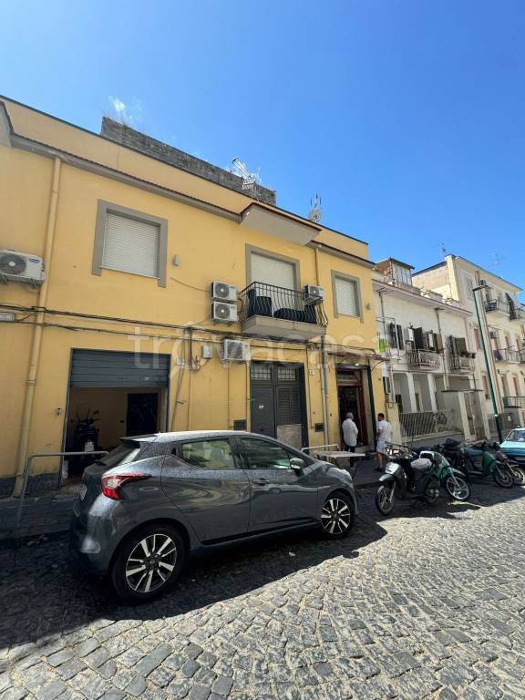 appartamento in vendita a Napoli in zona Fuorigrotta