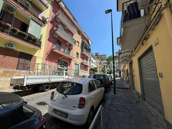 appartamento in vendita a Napoli in zona Fuorigrotta