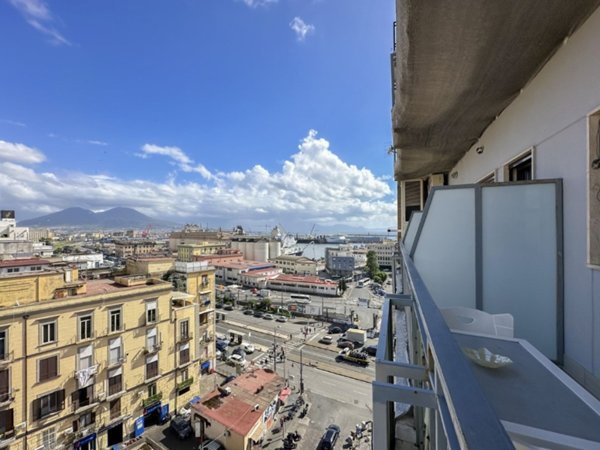 appartamento in vendita a Napoli in zona Pendino / San Giuseppe