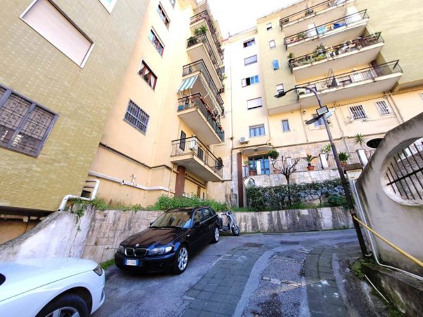 appartamento in vendita a Napoli in zona Avvocata