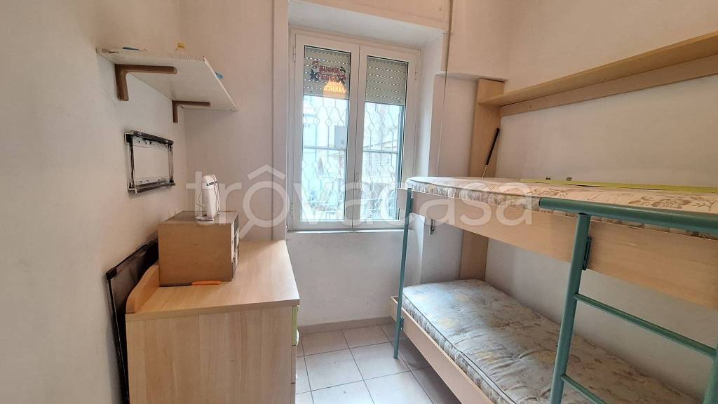 appartamento in vendita a Napoli in zona Stella