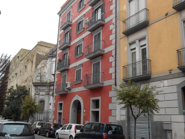 appartamento in vendita a Napoli in zona Stella