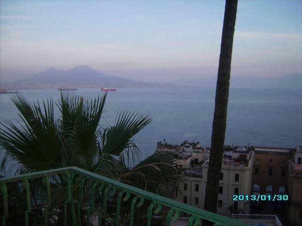 appartamento in vendita a Napoli in zona Bagnoli