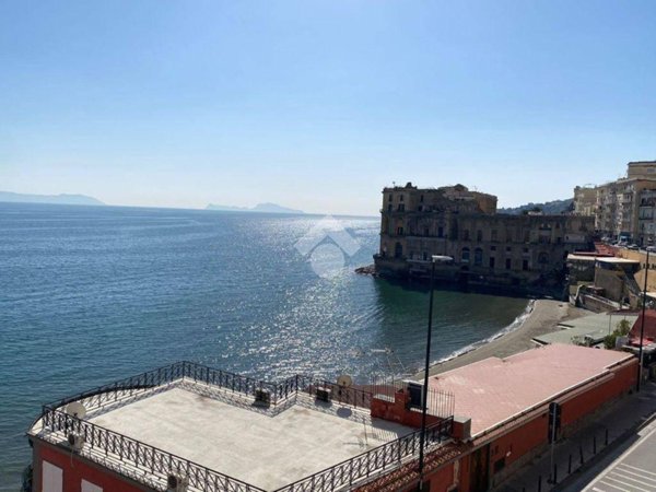 appartamento in vendita a Napoli in zona Posillipo