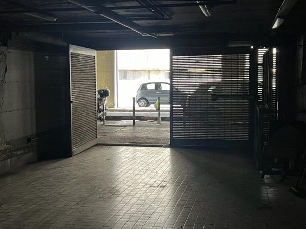 ufficio in vendita a Napoli in zona Zona Industriale-Ferrovia