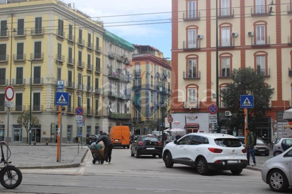 negozio in vendita a Napoli in zona Vicaria