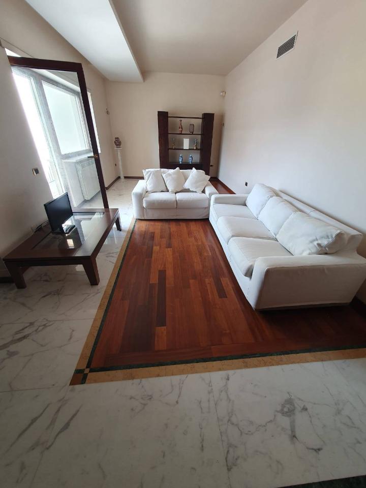 appartamento in vendita a Napoli in zona Bagnoli