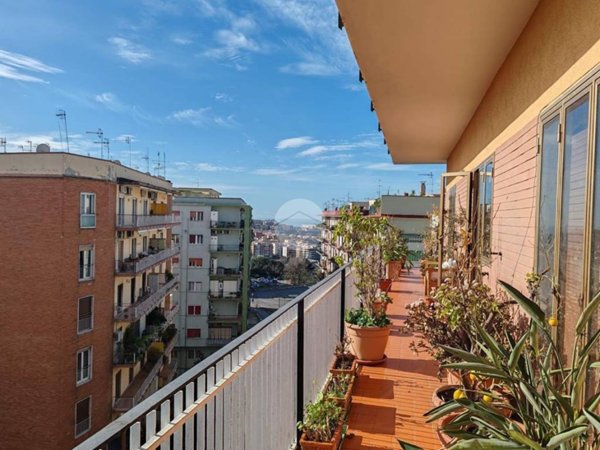 appartamento in vendita a Napoli in zona Vomero