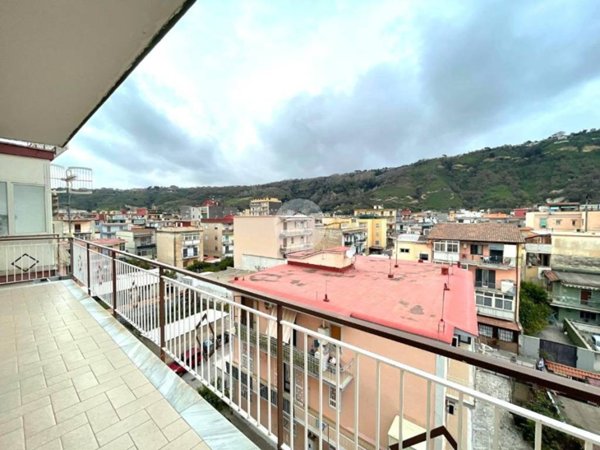 appartamento in vendita a Napoli in zona Soccavo