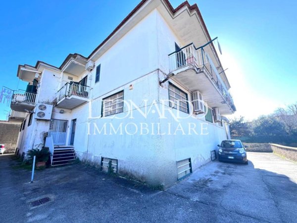appartamento in vendita a Napoli in zona Chiaiano
