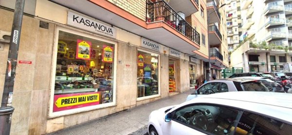 casa indipendente in vendita a Napoli in zona Vomero