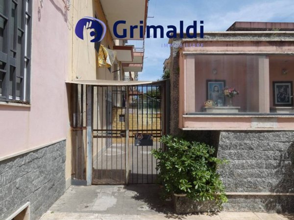 appartamento in vendita a Napoli in zona Fuorigrotta