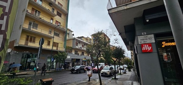 appartamento in vendita a Napoli in zona Arenella