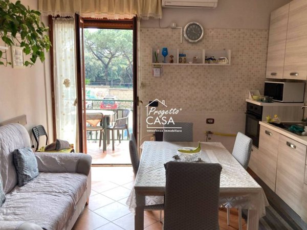 appartamento in vendita a Napoli in zona Barra
