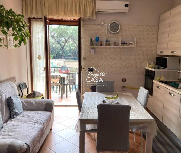 appartamento in vendita a Napoli in zona Barra