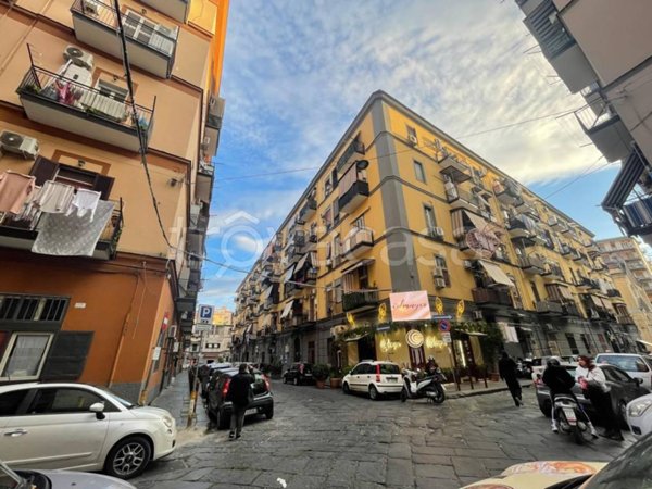 appartamento in vendita a Napoli in zona Pendino / San Giuseppe
