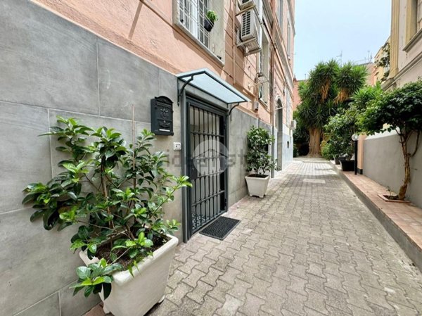 appartamento in vendita a Napoli in zona Bagnoli