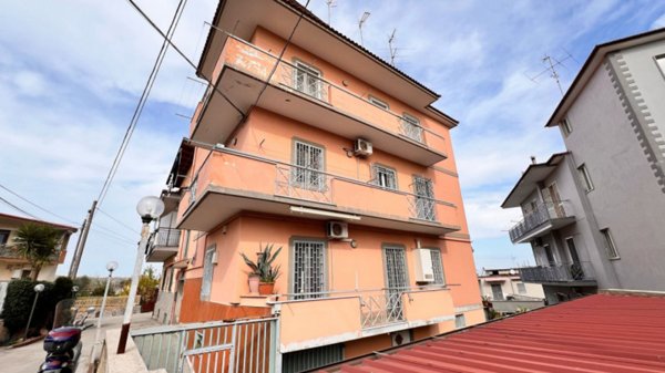 appartamento in vendita a Napoli in zona Chiaiano