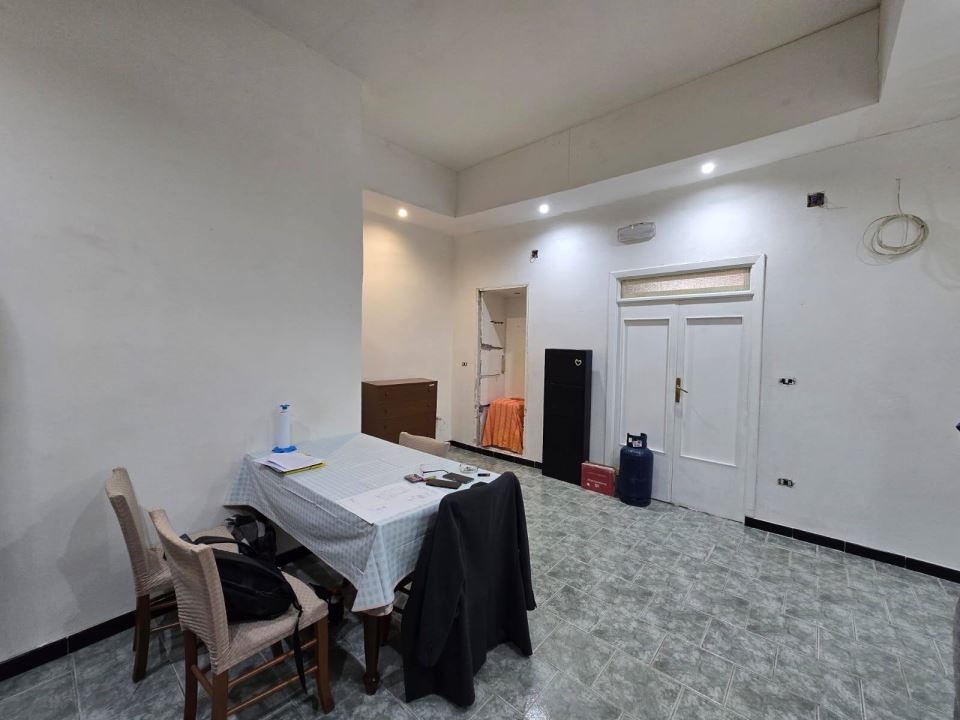 appartamento in vendita a Napoli in zona Pendino / San Giuseppe