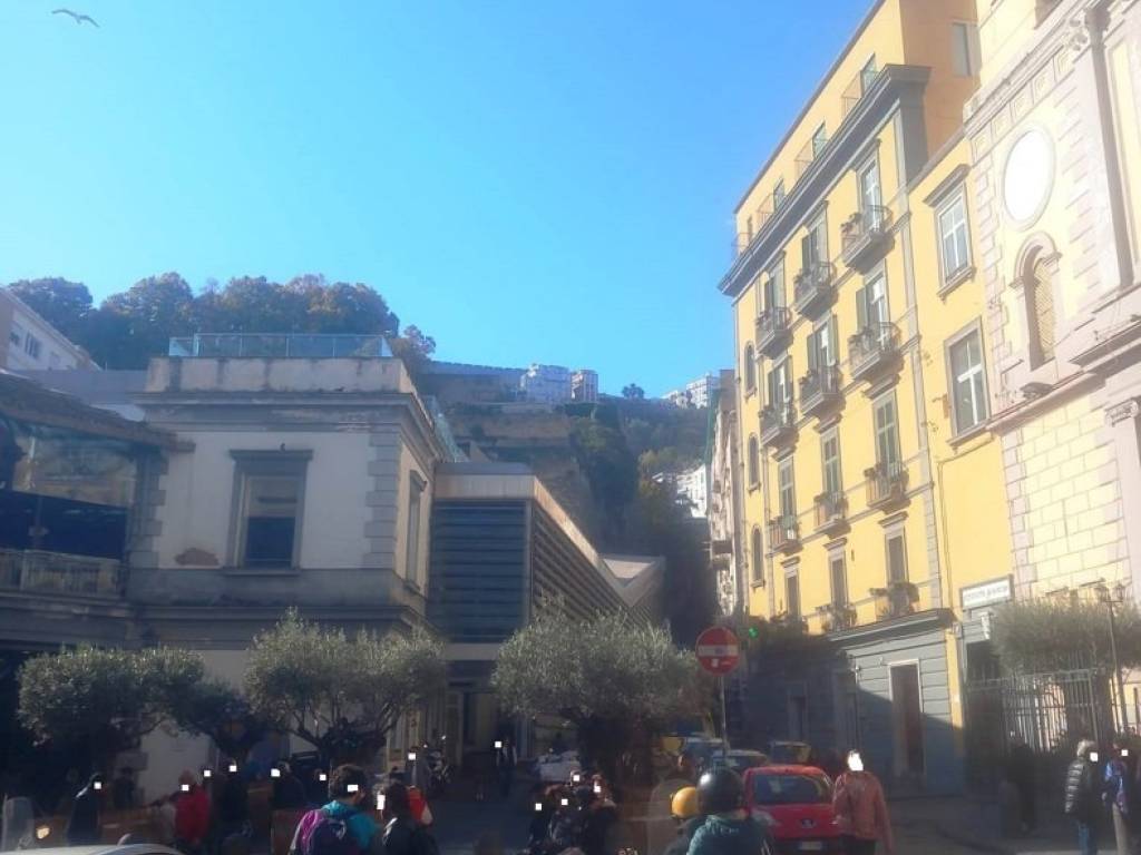 appartamento in vendita a Napoli