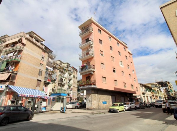 appartamento in vendita a Napoli in zona Chiaiano