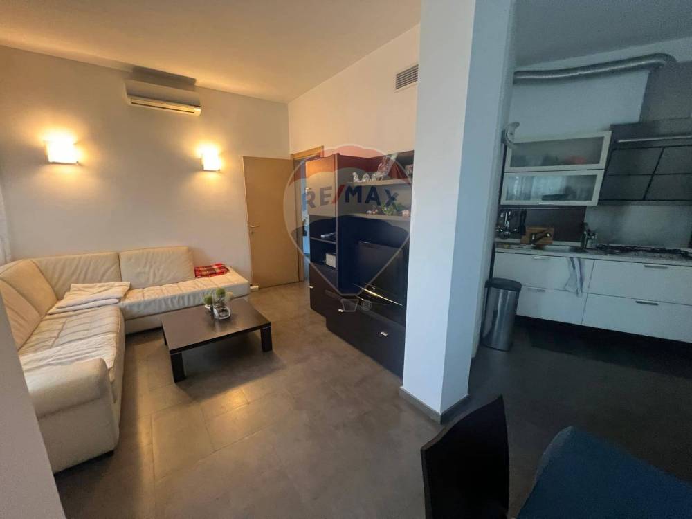 appartamento in vendita a Napoli in zona Montecalvario