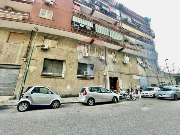 appartamento in vendita a Napoli