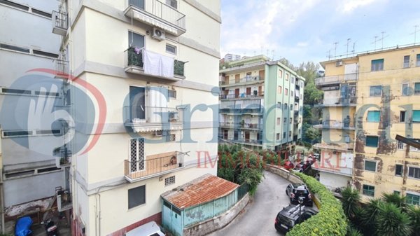 appartamento in vendita a Napoli in zona Fuorigrotta