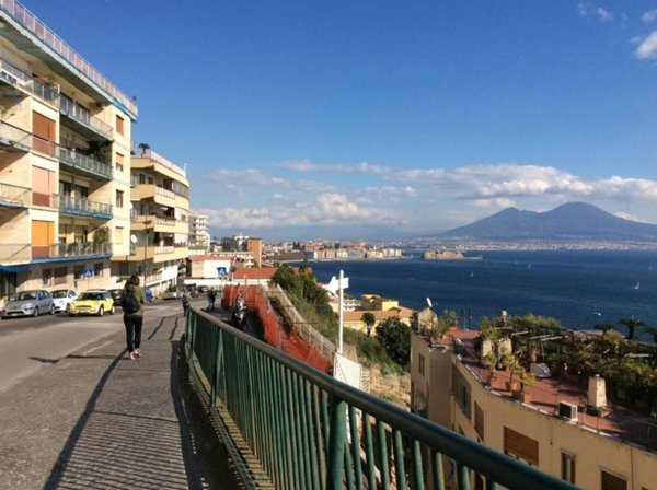 appartamento in vendita a Napoli in zona Posillipo