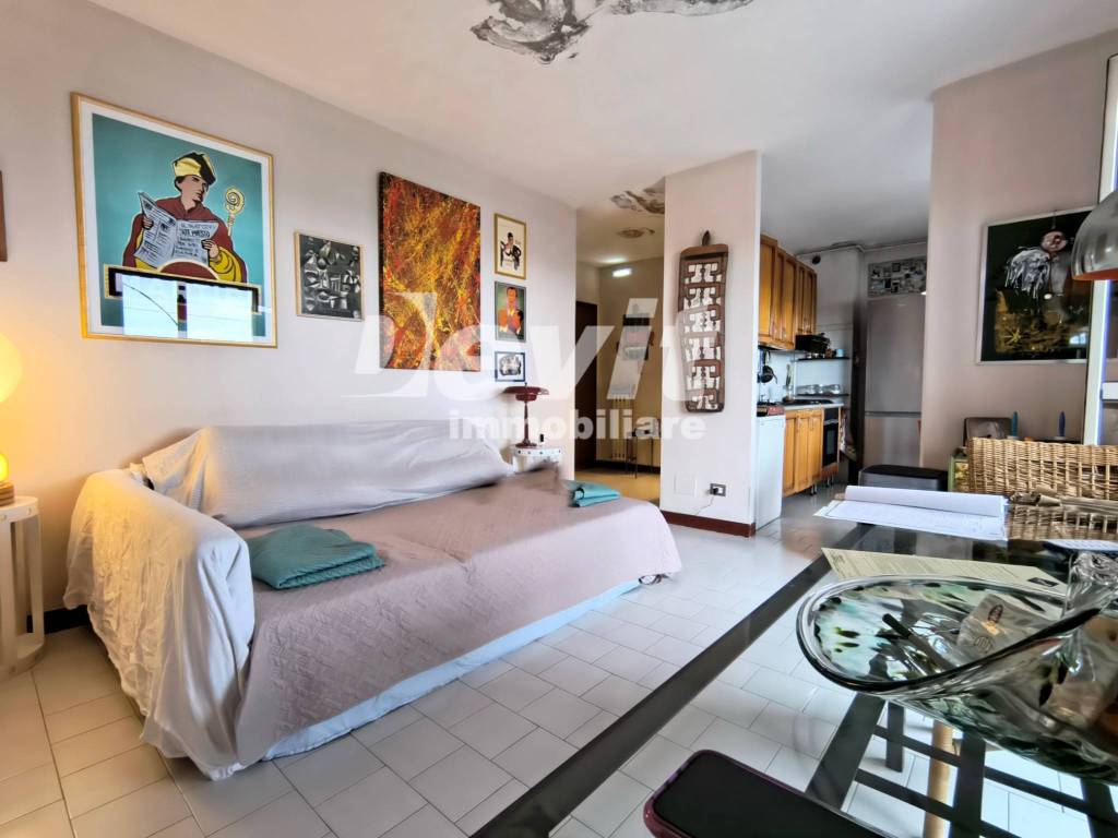 appartamento in vendita a Napoli in zona Poggioreale