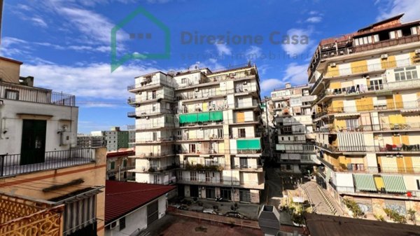 appartamento in vendita a Napoli in zona Poggioreale