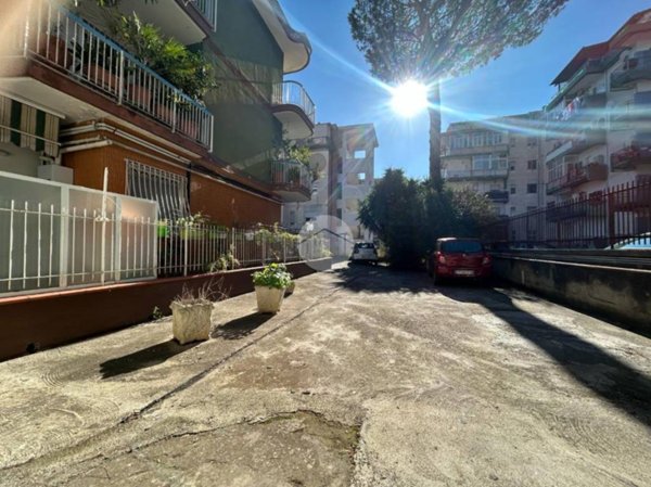 appartamento in vendita a Napoli in zona Soccavo