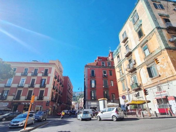 appartamento in vendita a Napoli in zona Avvocata
