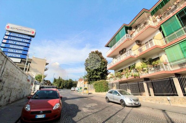 appartamento in vendita a Napoli in zona Bagnoli