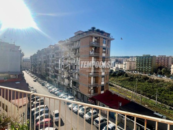 appartamento in vendita a Napoli in zona Fuorigrotta
