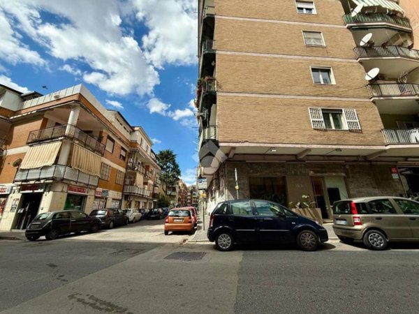 appartamento in vendita a Napoli in zona Soccavo
