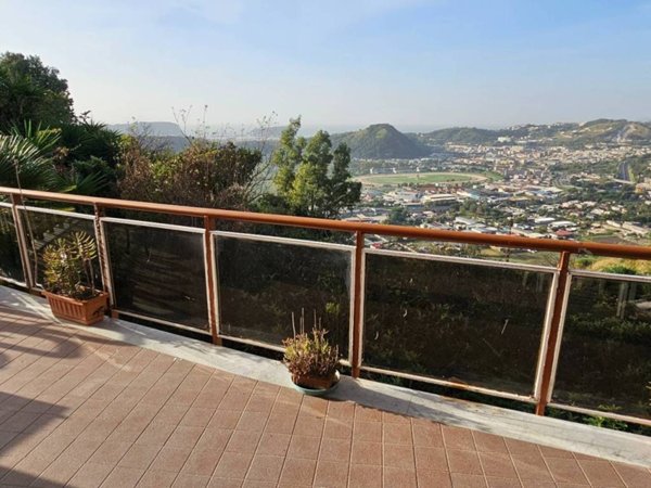 appartamento in vendita a Napoli in zona Pianura