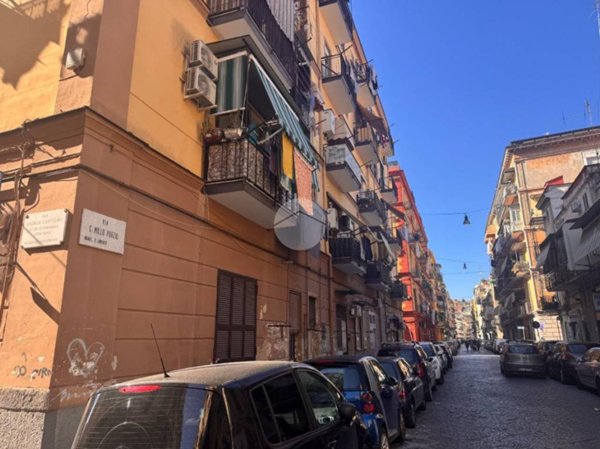 appartamento in vendita a Napoli in zona Pendino / San Giuseppe