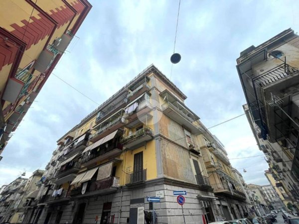 appartamento in vendita a Napoli in zona Pendino / San Giuseppe