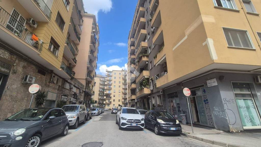 monolocale in vendita a Napoli in zona Arenella